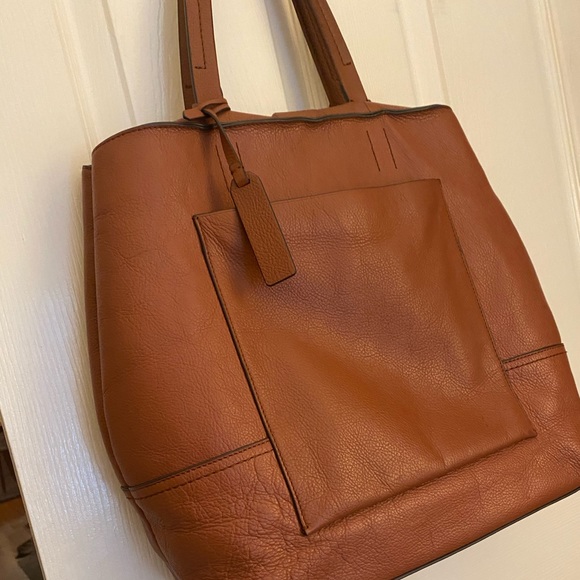 JCrew All Day Leather Tote - Picture 3 of 13